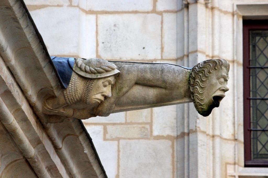 Kyriad Bourges Sud Buitenkant foto